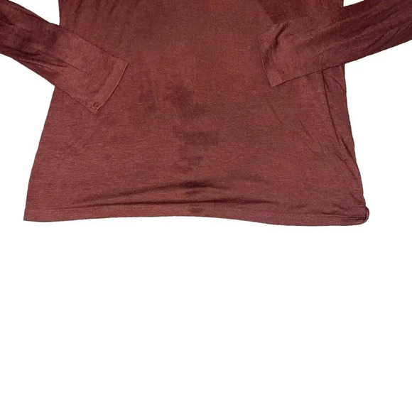 Express One Eleven Size Small‎ Long sleeve V-Neck Shirt - Picture 2 of 4